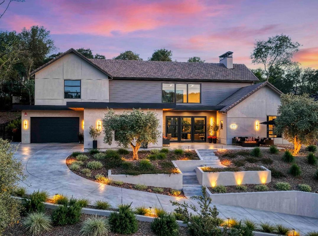 Unparalleled Luxury And Prestige In The Gated Community Of Serran